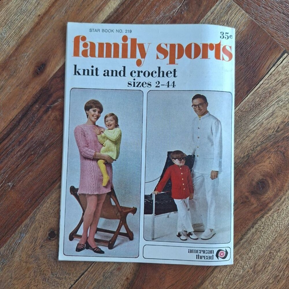 Family Sports Knit Crochet Star‎ Booklet 219 American Thread Learn Indian Nehru